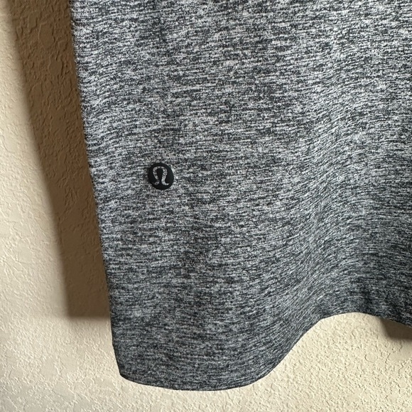 Lululemon Soft Jersey Short-Sleeve Polo Black Gray heather - Picture 4 of 4